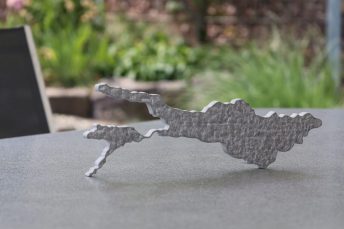 Bodensee Relief aus Aluminium als Tischdekoration